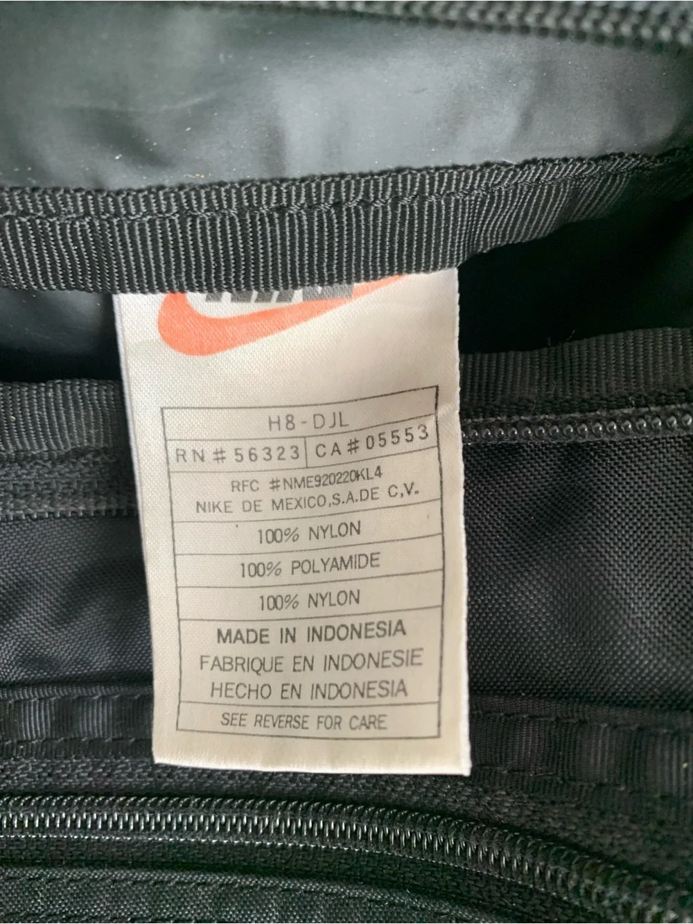 Y2K Vintage Nike Black Duffle Bag - Sports Travel Bag - 1990s
